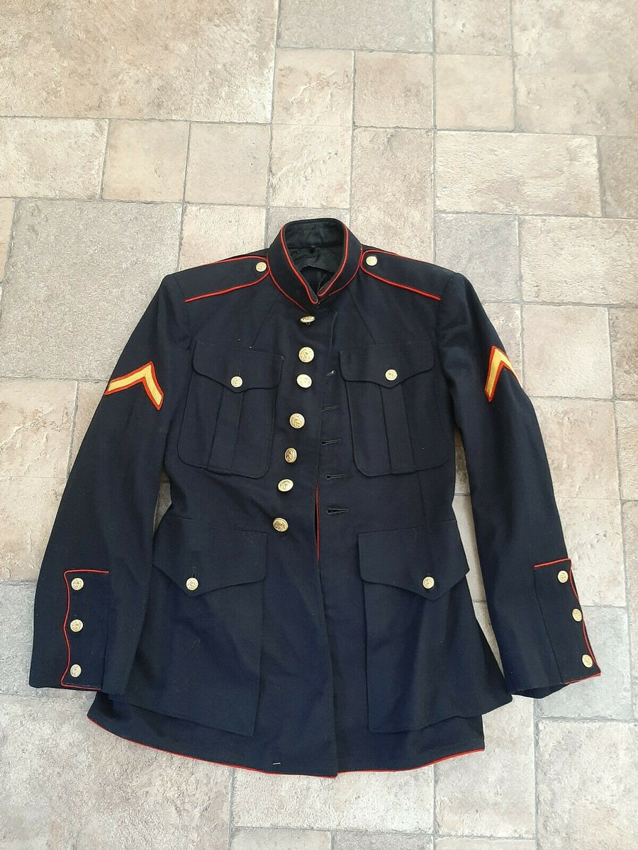 Authentic WWII 1948 USMC Dress Blue Uniform Jacket - 34S Authentic WWII 1948 USMC Dress Blue Uniform Jacket - 34S