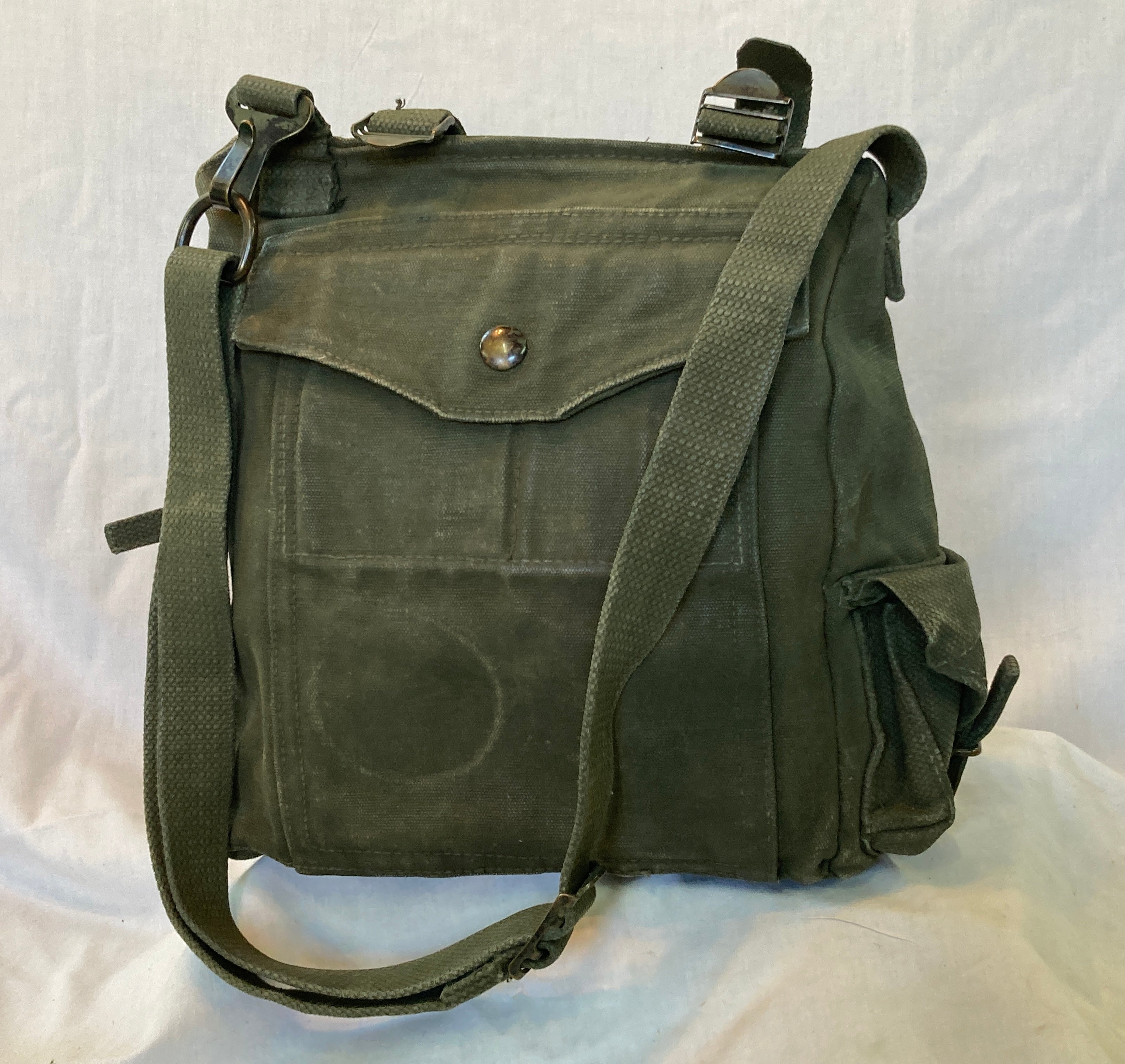 P51 Type 2 Gas Mask Bag Green Canadian Cold War Era