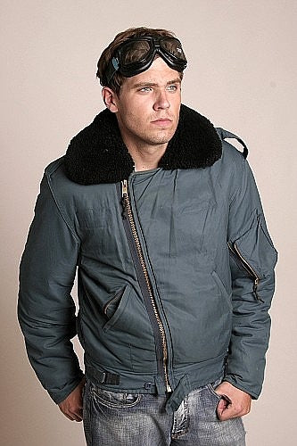 ジャケット・アウター  Canadian Air Force flight jacket Navy Blue Nylon RCAF Jacket Adorned With A Canadian Flag, RCAF