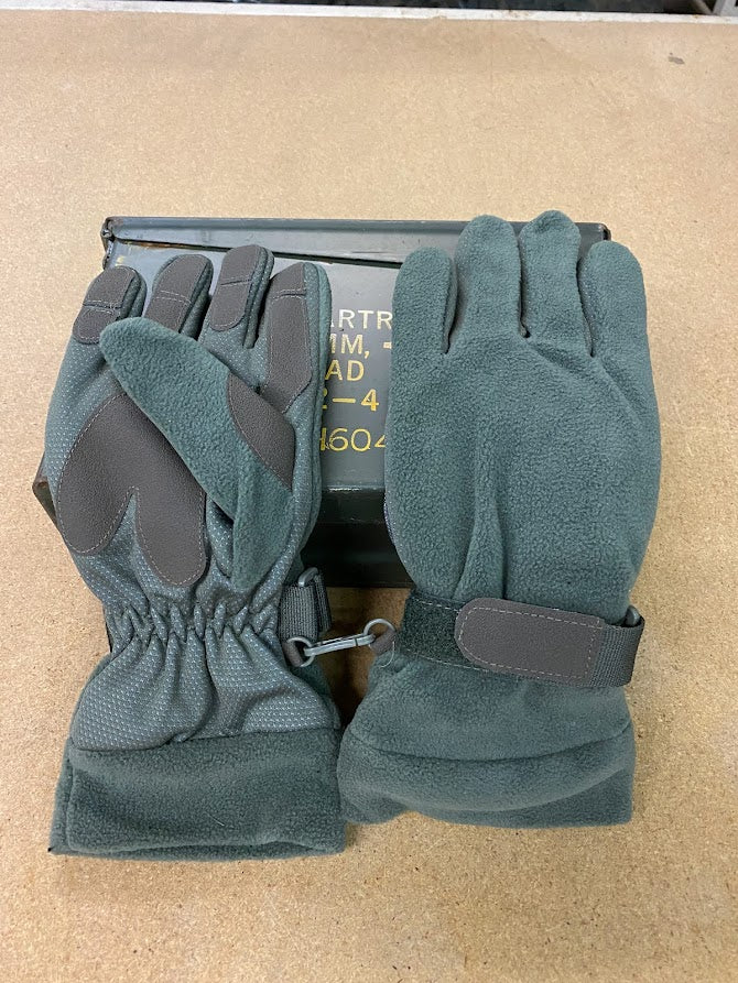 Dakota Outerwear Co. Windproof Fleece Glove