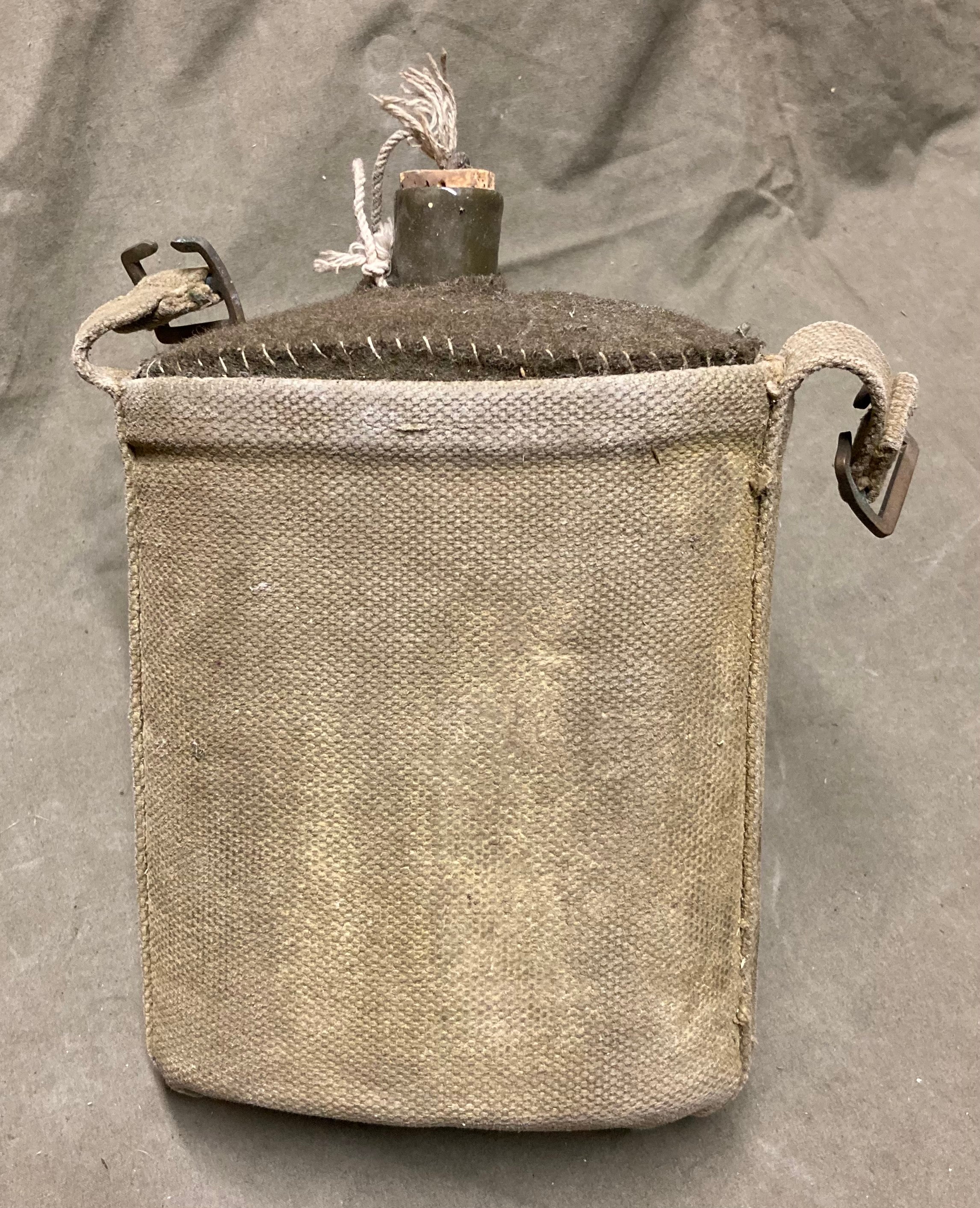 P37 Canteen w/ Carrier British WWII