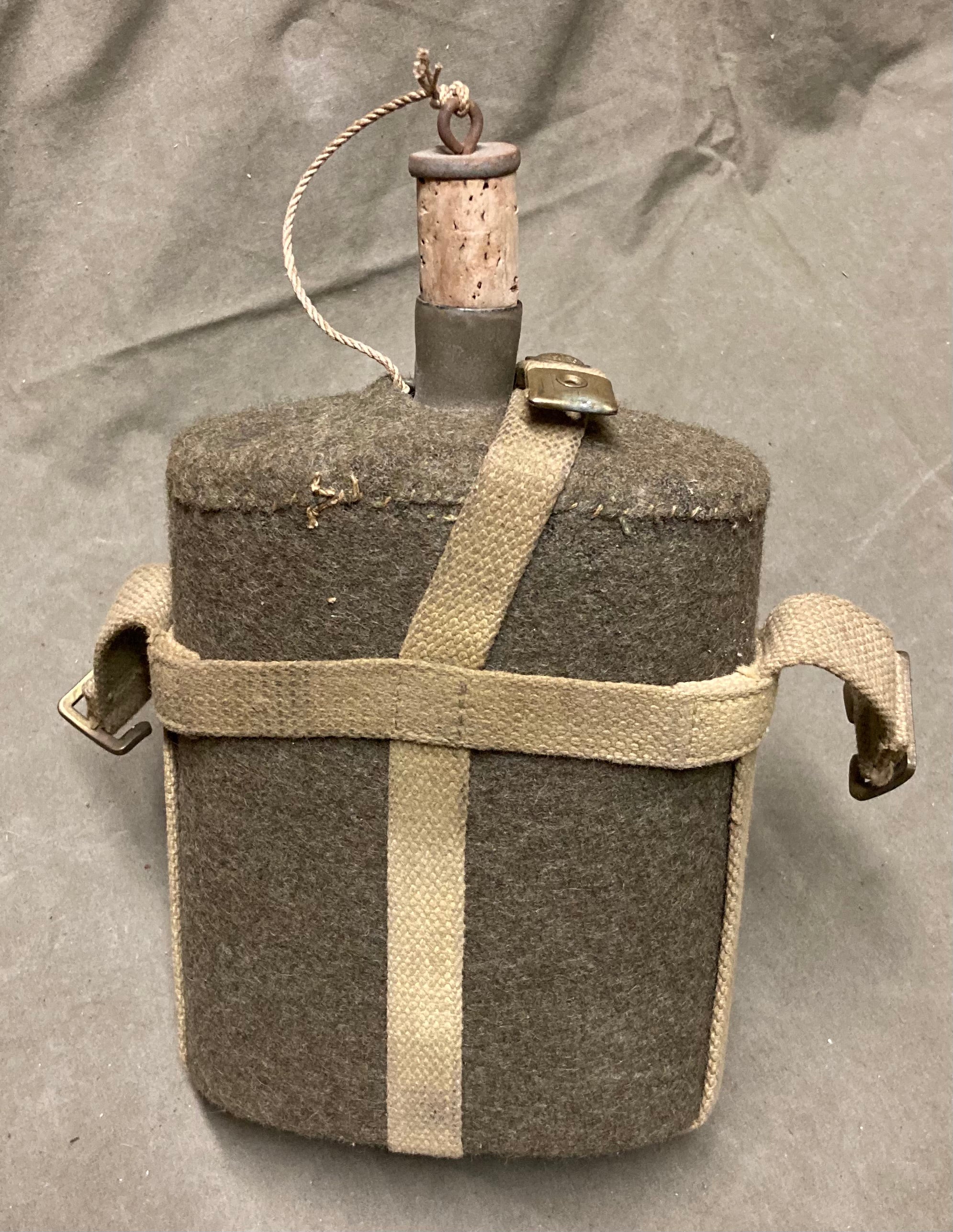 P37 Canteen w/ Carrier British WWII