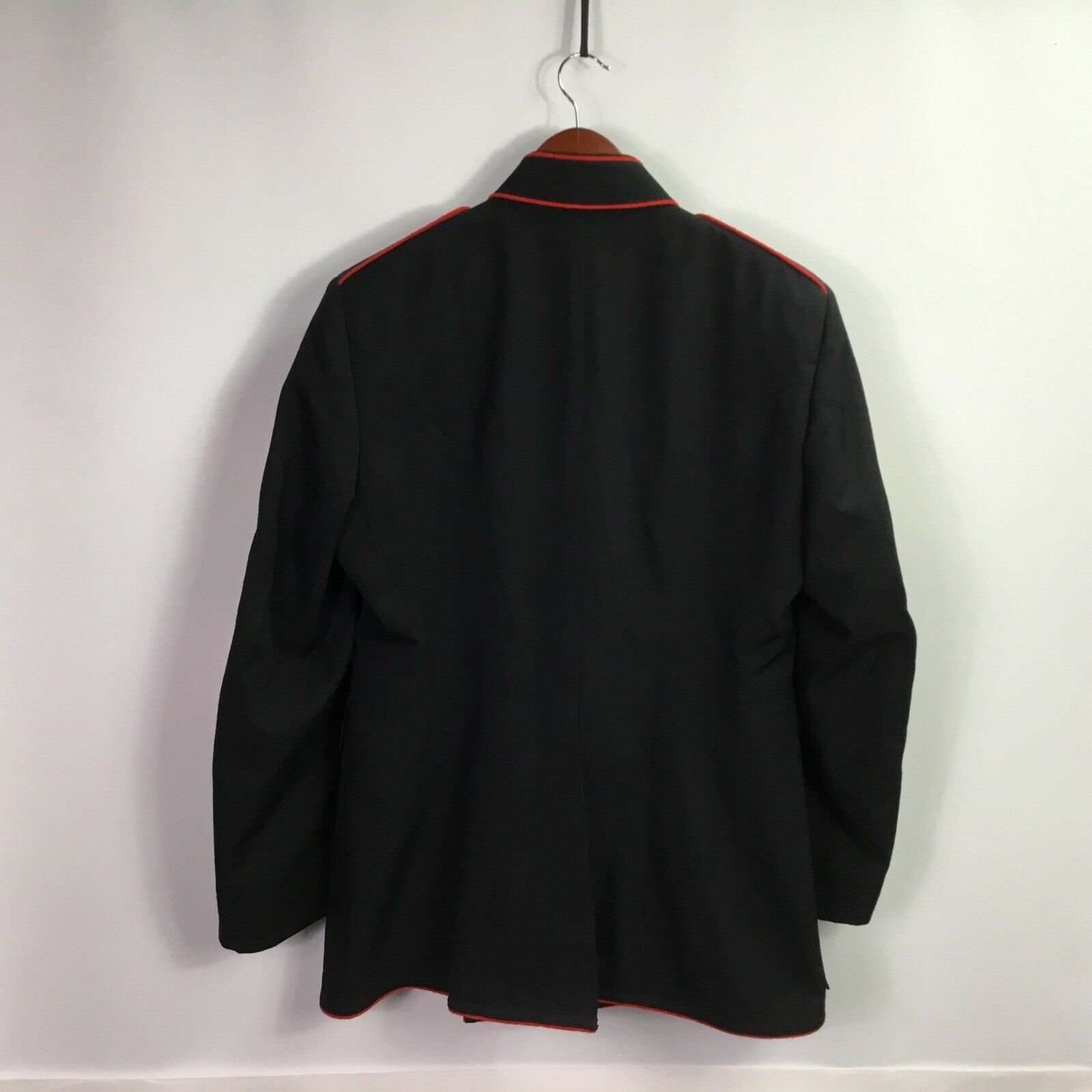 Authentic USMC DRESS BLUE JACKET